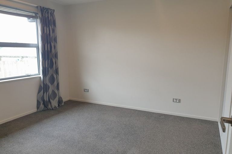 Photo of property in 104 Rowses Road, Aranui, Christchurch, 8061