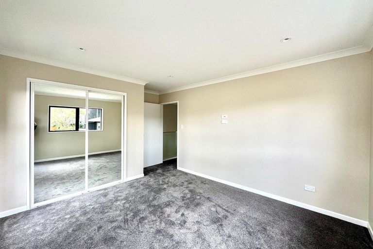Photo of property in 8b Kelvyn Grove, Hillpark, Auckland, 2102