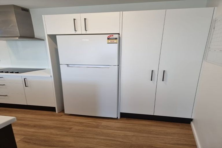 Photo of property in 15 Wheatsheaf Lane, Heathcote Valley, Christchurch, 8022