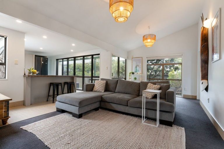 Photo of property in 1/30 Marine Parade, Mount Maunganui, 3116
