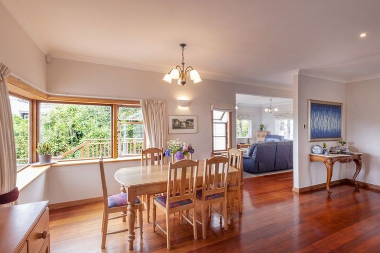 Photo of property in 100 Messines Road, Karori, Wellington, 6012