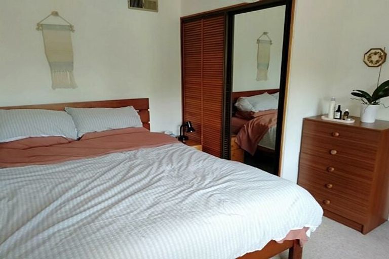 Photo of property in 34 Townsend Road, Miramar, Wellington, 6022