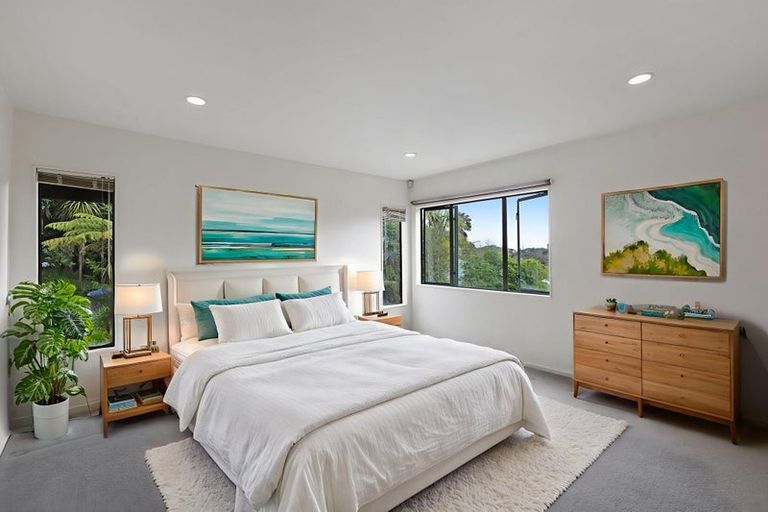 Photo of property in 30 Glenwood Avenue, Birkenhead, Auckland, 0626