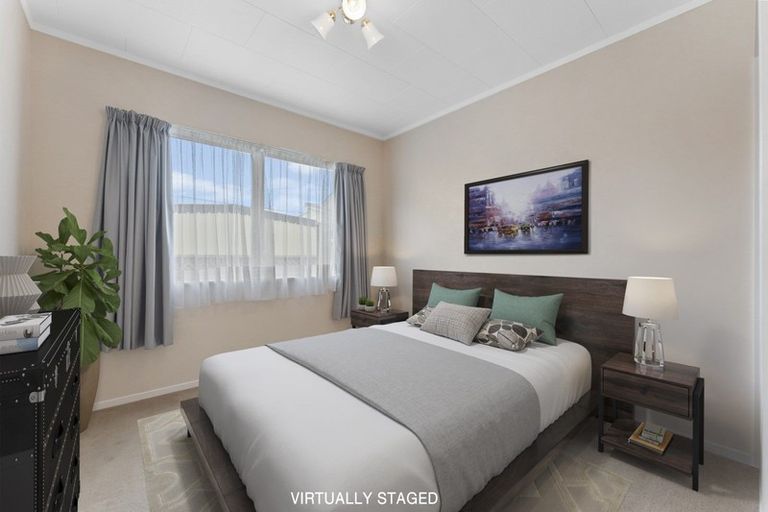 Photo of property in 2/7 Mahoe Street, Strandon, New Plymouth, 4312