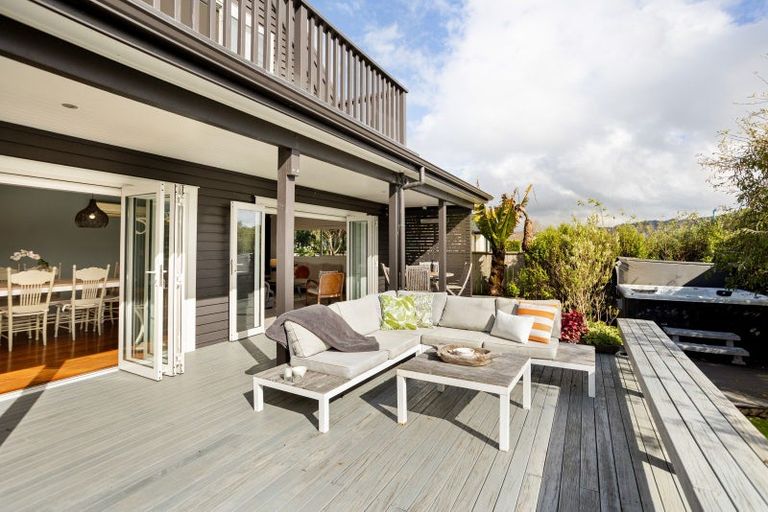 Photo of property in 31 Meadow Drive, Whitianga, 3510