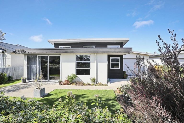 Photo of property in 67 Newcastle Street, Windsor, Invercargill, 9810