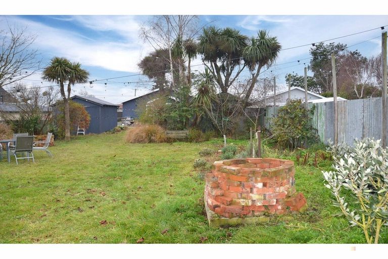 Photo of property in 19 Parsonage Road, Waimate, 7924