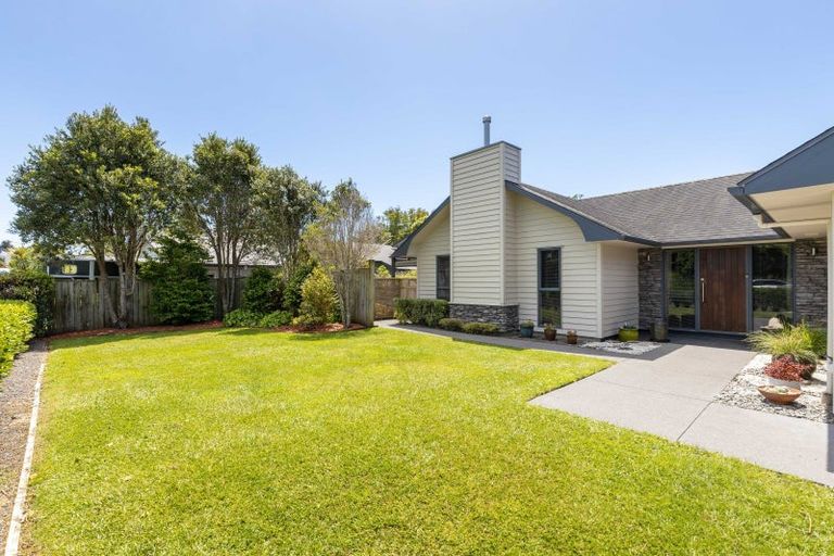 Photo of property in 13 Ainslee Street, Highlands Park, New Plymouth, 4312