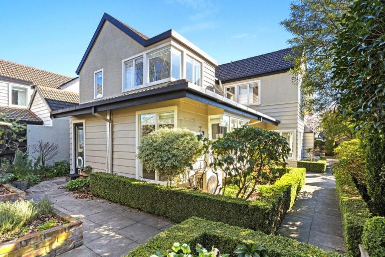 Photo of property in 1/127 Fendalton Road, Fendalton, Christchurch, 8014