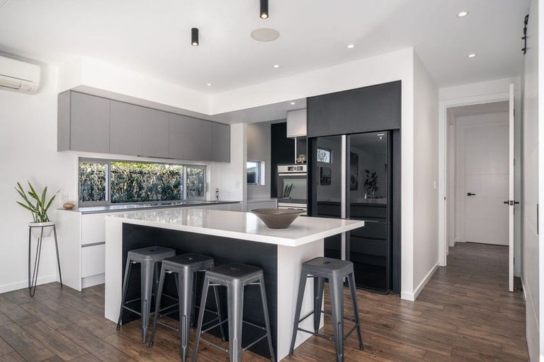 Photo of property in 8 Rostrevor Place, Mairehau, Christchurch, 8052