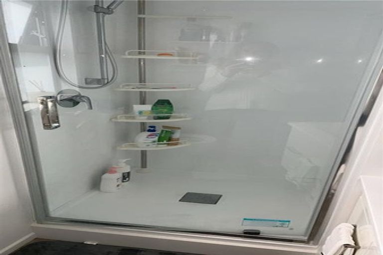 Photo of property in 1/14 Corunna Road, Milford, Auckland, 0620