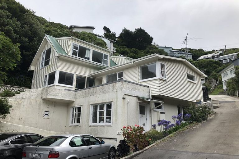 Photo of property in 39 Onslow Road, Khandallah, Wellington, 6035