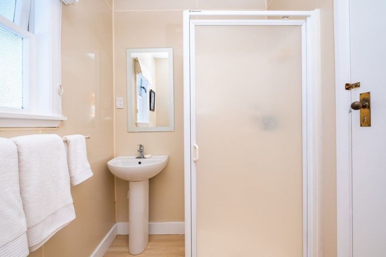 Photo of property in 170 Vigor Brown Street, Napier South, Napier, 4110