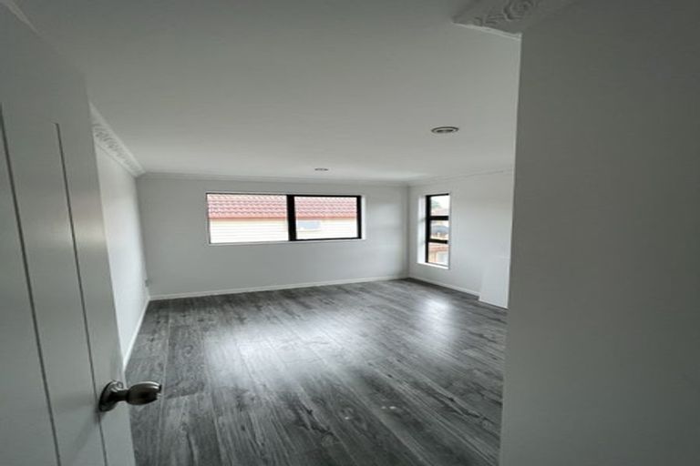 Photo of property in 93 Gray Avenue, Mangere East, Auckland, 2024