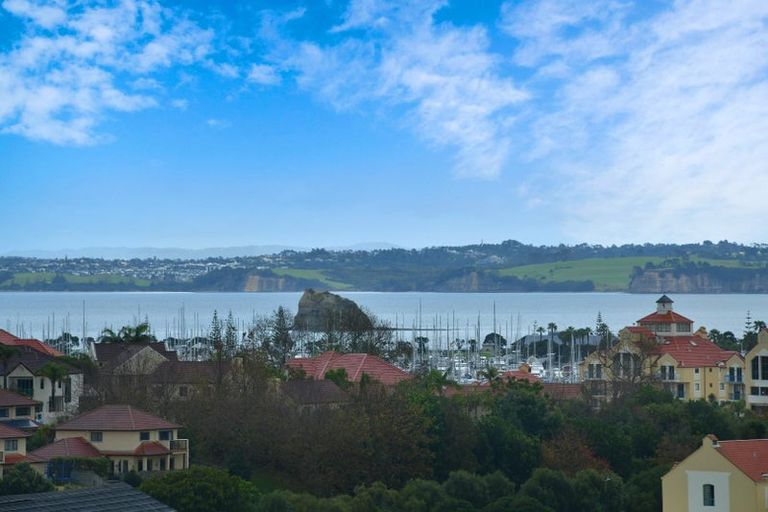 Photo of property in 33 Midshipman Court, Gulf Harbour, Whangaparaoa, 0930