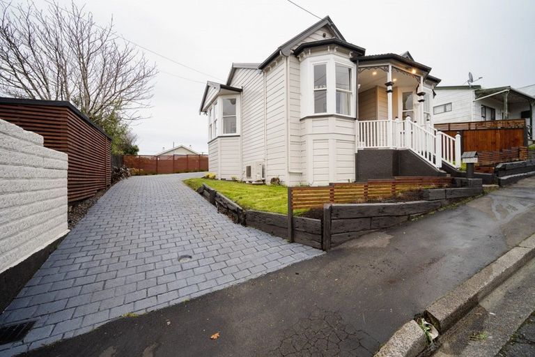 Photo of property in 3 Blair Street, Kenmure, Dunedin, 9011