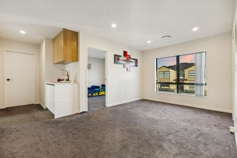 Photo of property in 44 Tannaghmore Drive, Flat Bush, Auckland, 2019
