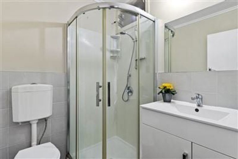 Photo of property in 6 Gordon Road, Papatoetoe, Auckland, 2025