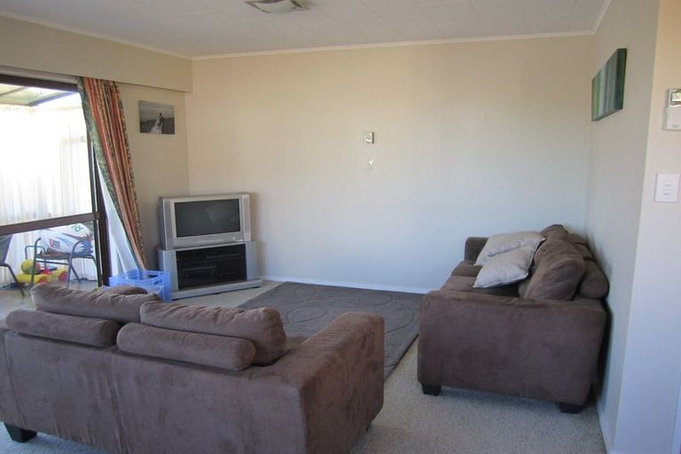 Photo of property in 78a Pope Street, Camborne, Porirua, 5026