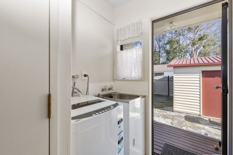 Photo of property in 45a Aquarius Drive, Kawaha Point, Rotorua, 3010