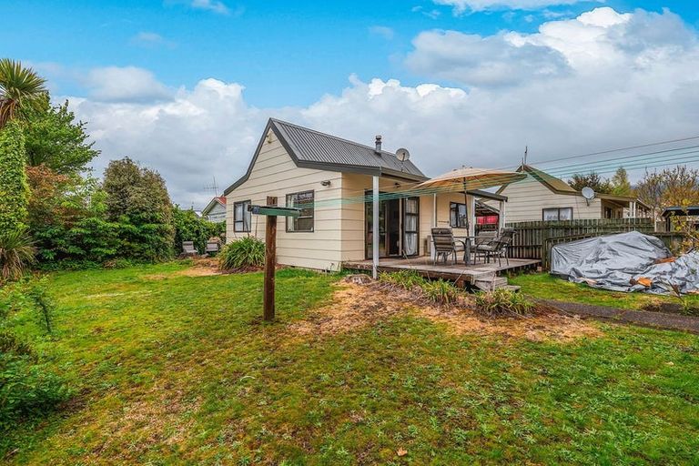 Photo of property in 1/15 Te Takinga Street, Turangi, 3334