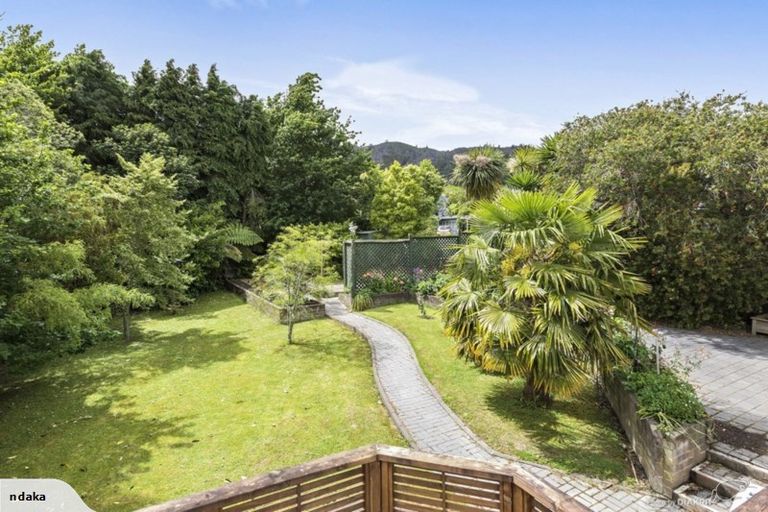 Photo of property in 337 Stokes Valley Road, Stokes Valley, Lower Hutt, 5019