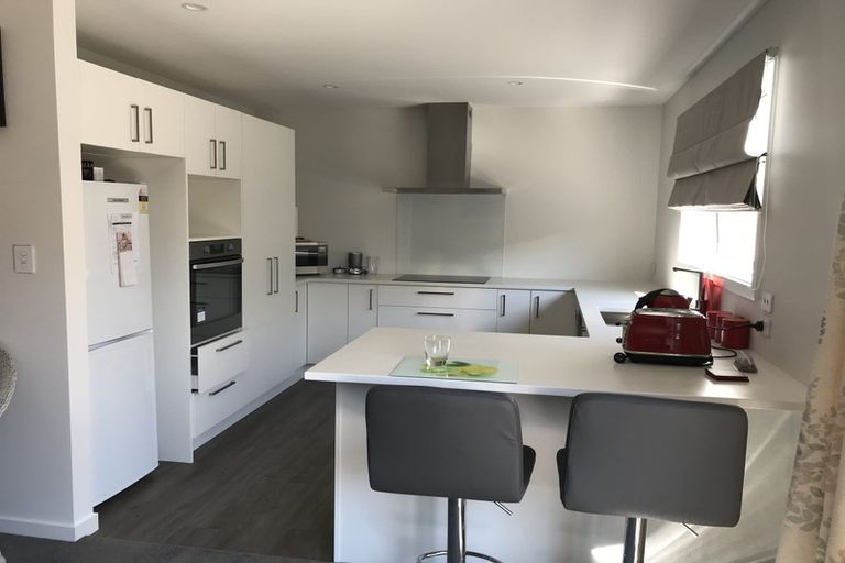 Photo of property in 2/36 Shirley Road, Richmond, Christchurch, 8013