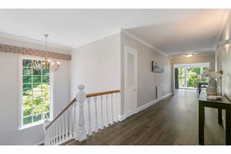 Photo of property in 91 Harbour View Road, Harbour View, Lower Hutt, 5010