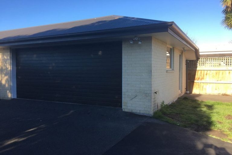 Photo of property in 2/692 Gloucester Street, Linwood, Christchurch, 8062