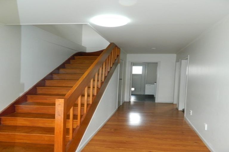 Photo of property in 5/18 Lambley Road, Titahi Bay, Porirua, 5022