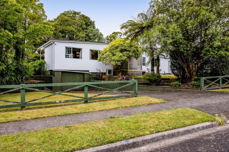 Photo of property in 17 Konini Street, Inglewood, 4330