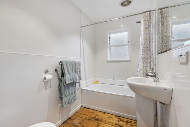 Photo of property in 1/47 Bracken Avenue, Takapuna, Auckland, 0622