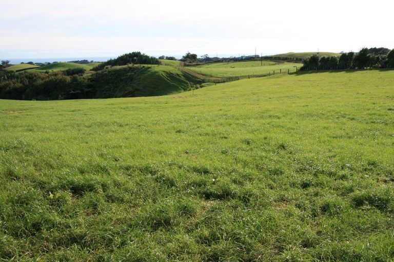 Photo of property in 192 Dover Road, Okato, New Plymouth, 4374