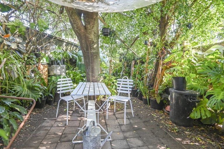 Photo of property in 23 Rakau Street, Havelock North, 4130
