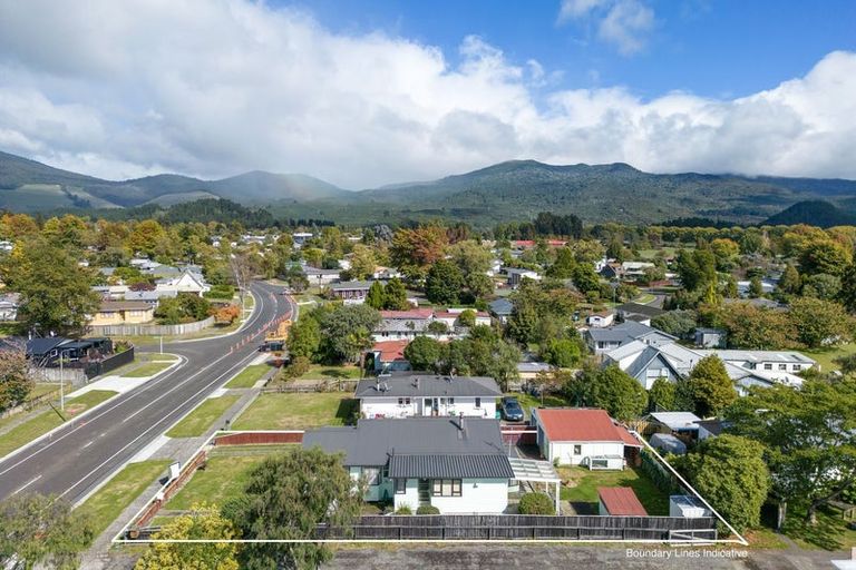 Photo of property in 131 Te Rangitautahanga Road, Turangi, 3334