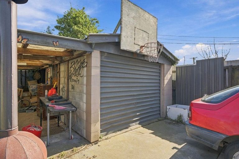 Photo of property in 20 Manning Place, Woolston, Christchurch, 8023