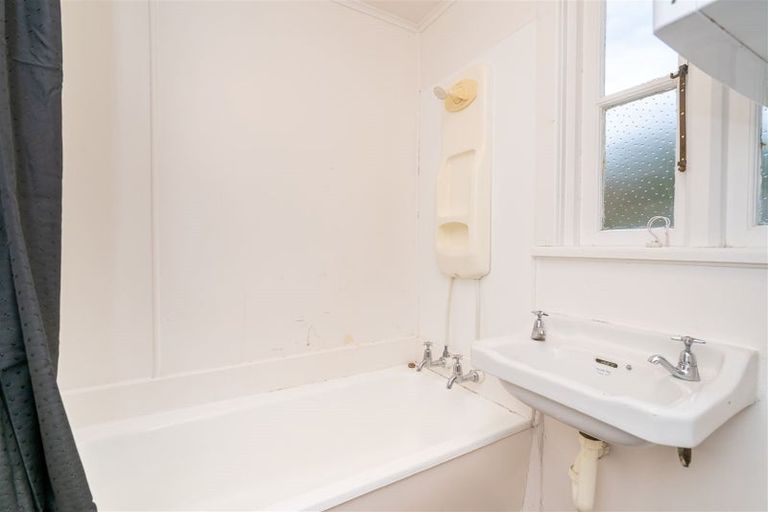 Photo of property in 10 Newport Street, Belleknowes, Dunedin, 9011