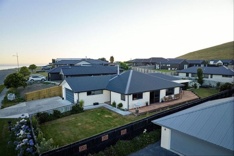 Photo of property in 6 Tauhou Place, Kaikoura, 7300