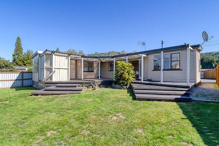 Photo of property in 544 Ngongotaha Road, Fairy Springs, Rotorua, 3015
