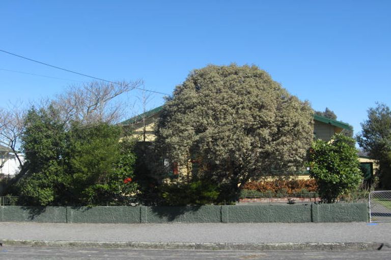 Photo of property in 103 Pembroke Street, Carterton, 5713