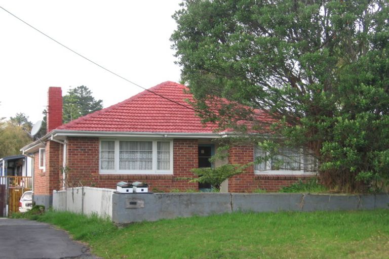 Photo of property in 2/140 Atkinson Road, Titirangi, Auckland, 0604