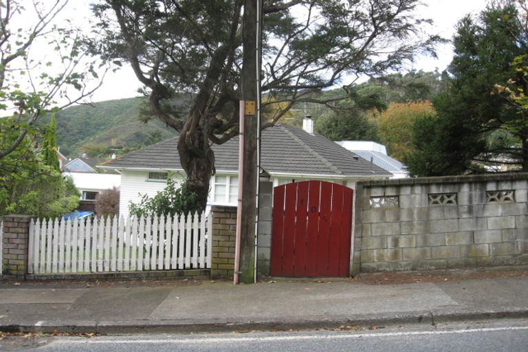 Photo of property in 105 Seddon Street, Naenae, Lower Hutt, 5011