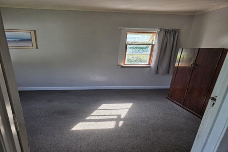 Photo of property in 46-48 Rangitake Drive, Spotswood, New Plymouth, 4310