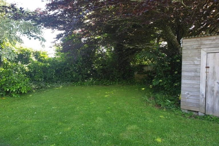 Photo of property in 66 High Street, Eltham, 4322