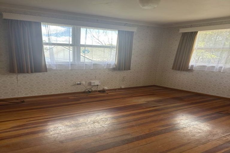 Photo of property in 98 Wharf Road, Te Atatu Peninsula, Auckland, 0610