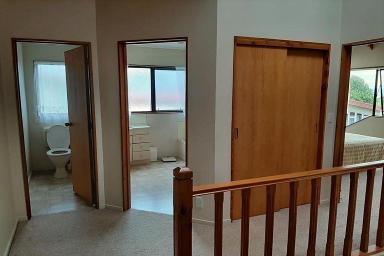 Photo of property in 17 Commins Road, Onerahi, Whangarei, 0110