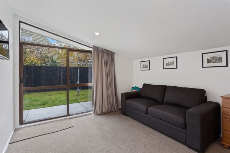 Photo of property in 41 Yellowstone Crescent, Burwood, Christchurch, 8083