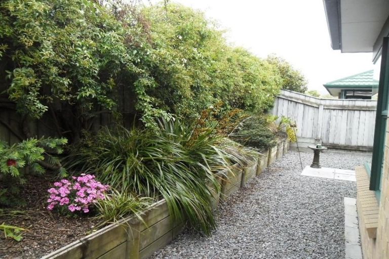 Photo of property in 156b Guildford Drive, Paraparaumu Beach, Paraparaumu, 5032