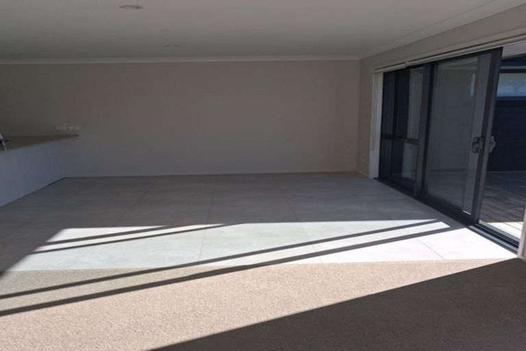 Photo of property in 11 Leebank Crescent, Riverhead, 0820