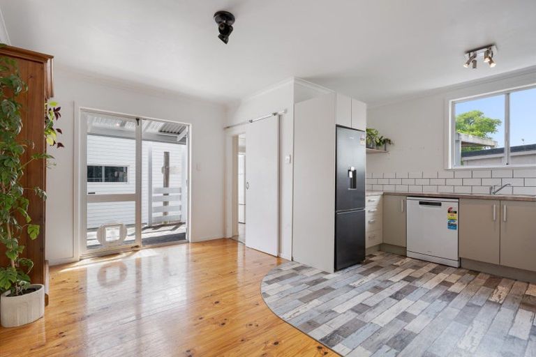 Photo of property in 46d Percy Road, Papamoa Beach, Papamoa, 3118